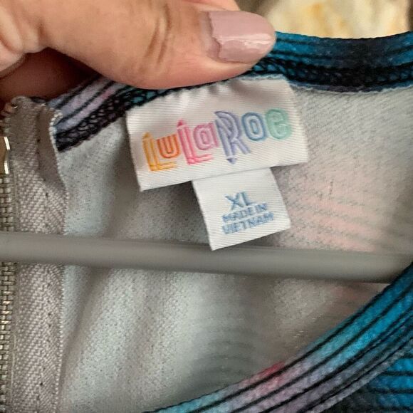 Wome’s Altered Lularoe Amelia dress size XL - Picture 6 of 11